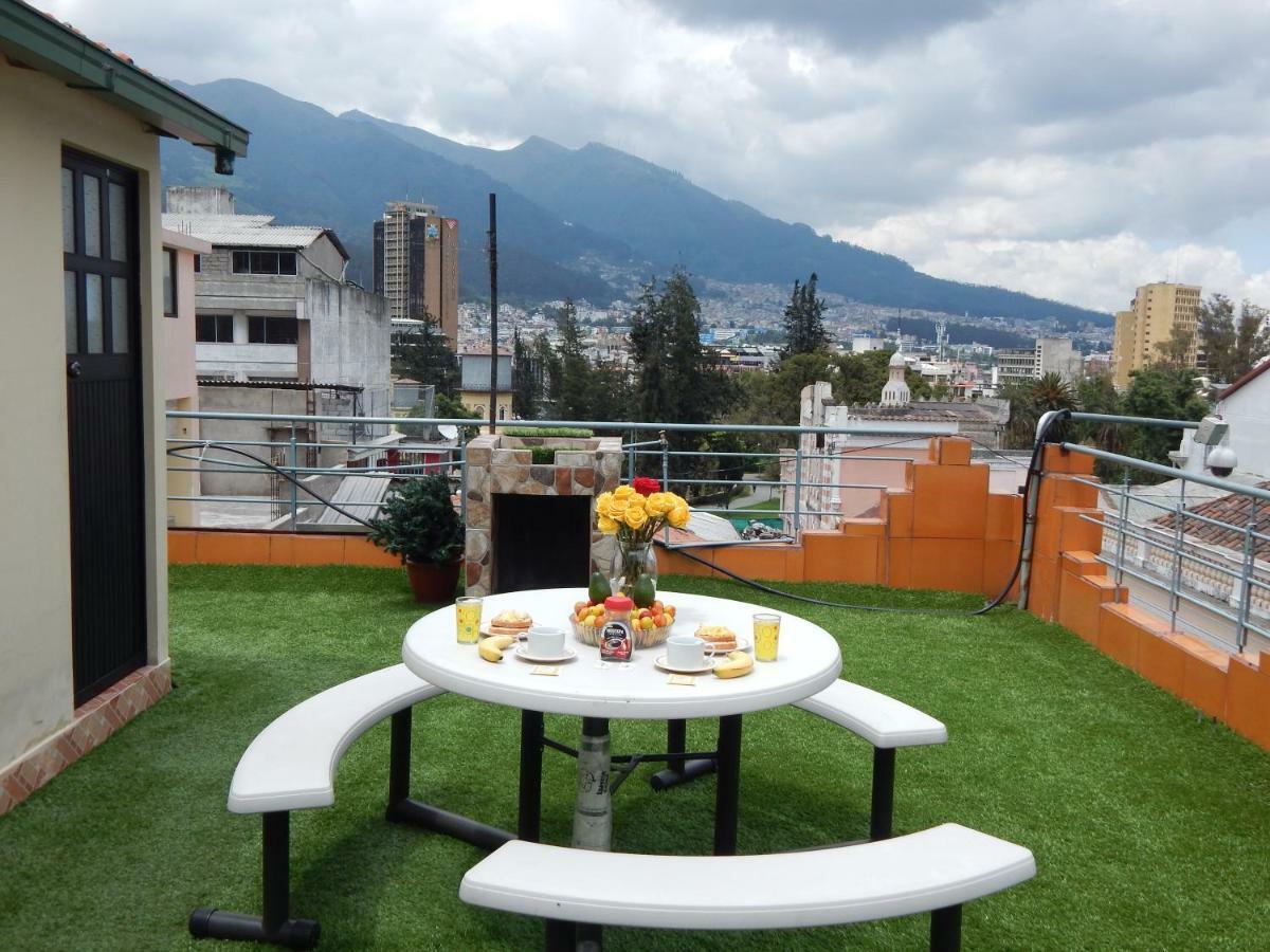 Hotel Olympus Plaza Quito Exterior foto